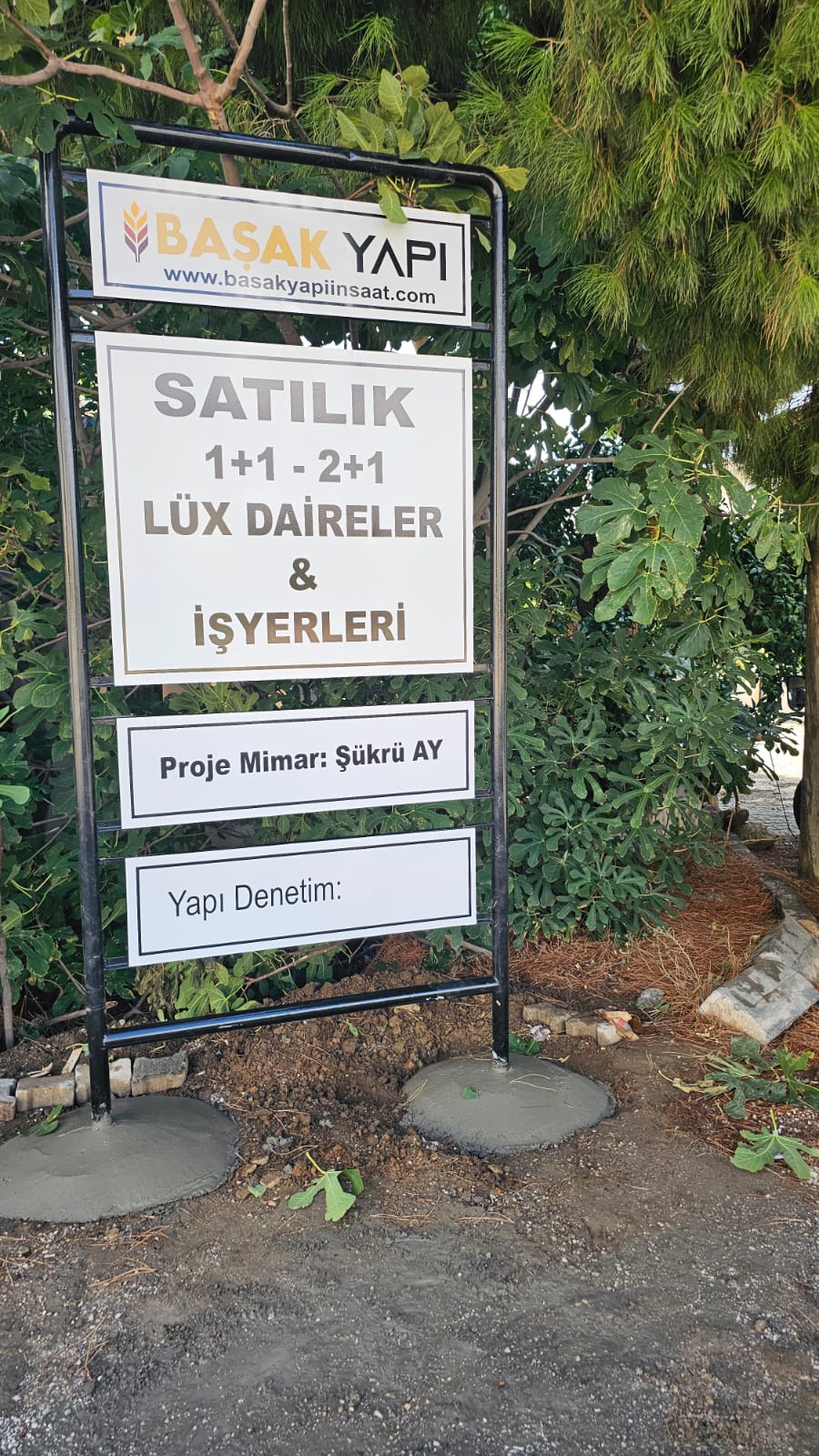 MENDERES ZDERE
